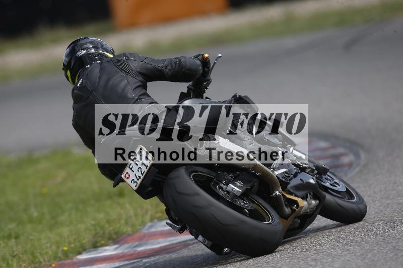 /Archiv-2023/53 31.07.2023 Dunlop Ride und Test Day ADR/Gruppe gelb/backside